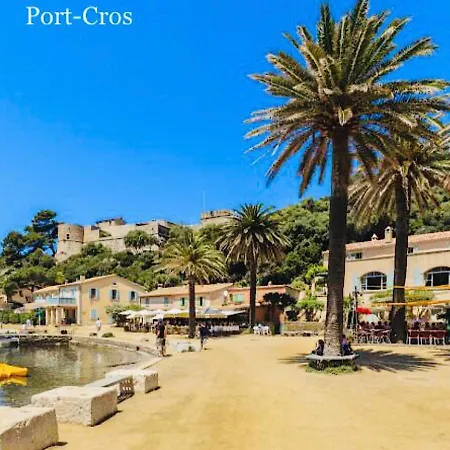 Les Flamants Roses La Capte Clim 4pers 100m * Hyères