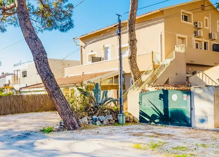 Les Flamants Roses La Capte Clim 4pers 100m